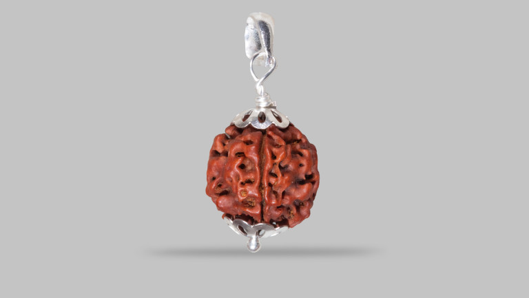  4 Mukhi Rudraksh
